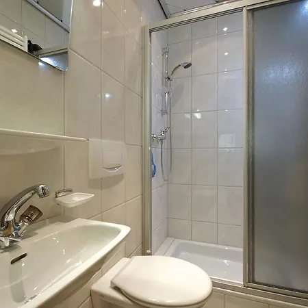 Sportalm ליוטאש